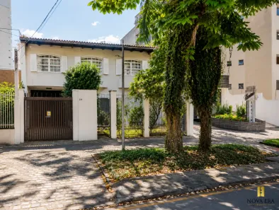 Casa com 4 Quartos para alugar, 302m² no Água Verde, Curitiba