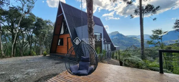 Imóvel Comercial com 4 Quartos à venda, 124m² no , Urubici