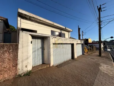 Casa com 3 Quartos à venda, 300m² no Vila Cardia, Bauru