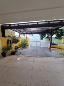 Casa de Condomínio com 4 Quartos para alugar, 210m² no Lagoa, Macaé