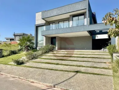 Casa de Condomínio com 4 Quartos à venda, 374m² no Moinho Velho, Embu das Artes