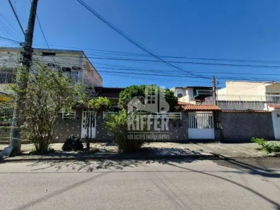 Casa com 4 Quartos para alugar, 180m² no São Francisco, Niterói