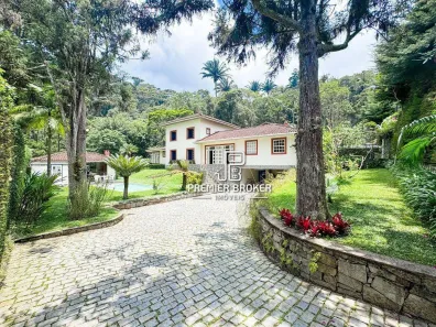 Casa de Condomínio com 4 Quartos à venda, 300m² no Carlos Guinle, Teresópolis
