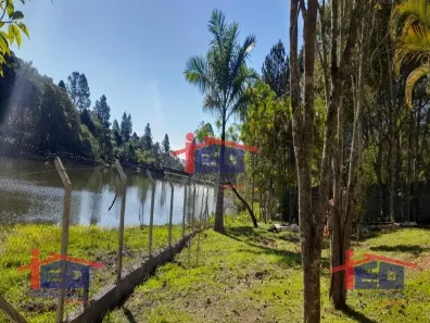 Fazenda/Sítio com 4 Quartos à venda, 140m² no , Ibiúna