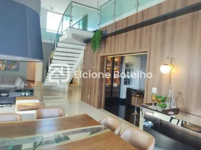 Casa de Condomínio com 3 Quartos para alugar, 446m² no Morada da Colina, Uberlândia