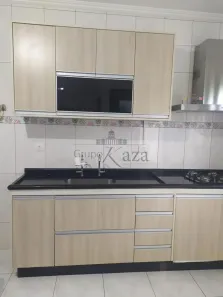 Sobrado com 3 Quartos à venda, 170m² no Bosque dos Eucaliptos, São José dos Campos