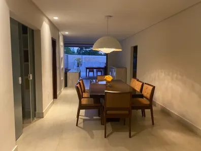 Casa de Condomínio com 6 Quartos para alugar, 380m² no Parque do Jiqui, Parnamirim