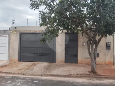 Casa com 2 Quartos à venda, 86m² no Residencial Vista do Horto, Araraquara