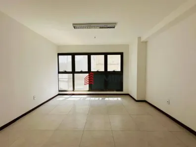 Sala Comercial à venda, 25m² no São Domingos, Niterói