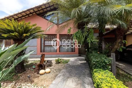Casa de Condomínio com 3 Quartos à venda, 378m² no Jardim Guanabara, Rio de Janeiro