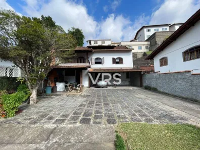 Casa com 3 Quartos à venda, 238m² no Tijuca, Teresópolis