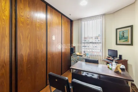 Sala Comercial à venda, 30m² no Teresópolis, Porto Alegre