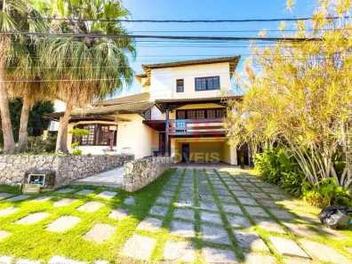 Casa de Condomínio com 3 Quartos à venda, 365m² no Piratininga, Niterói