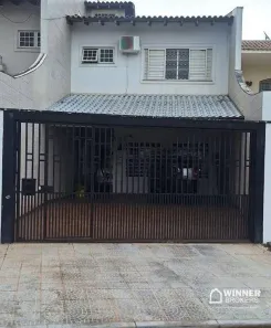 Sobrado com 3 Quartos à venda, 222m² no Zona 07, Maringá