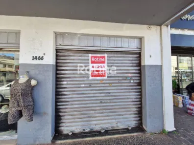 Sala Comercial para alugar, 31m² no Nossa Senhora Aparecida, Uberlândia