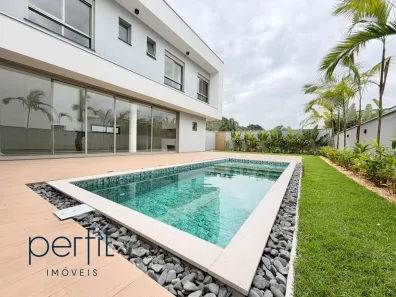 Casa de Condomínio com 4 Quartos à venda, 310m² no Pirabeiraba (Pirabeiraba), Joinville