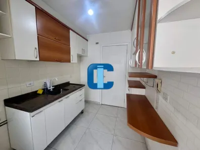 Apartamento com 3 Quartos para alugar, 70m² no Jardim Íris, São Paulo