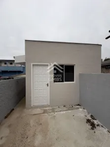 Casa com 2 Quartos à venda, 45m² no São Dimas, Colombo