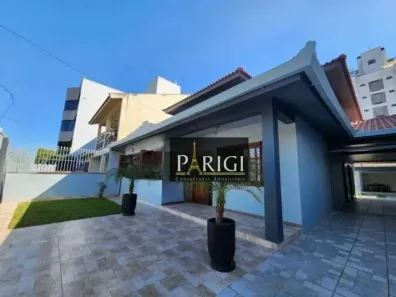 Casa com 6 Quartos para venda ou aluguel, 300m² no Jardim Itu, Porto Alegre