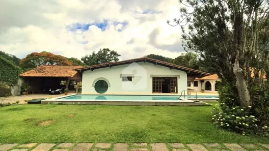 Casa com 4 Quartos à venda, 700m² no Pedro do Rio, Petrópolis