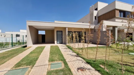 Casa de Condomínio com 3 Quartos para alugar, 145m² no Jardins Marselha, Aparecida de Goiânia