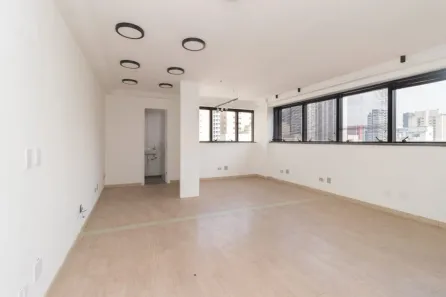 Ponto Comercial com 3 Quartos para alugar, 42m² no Pinheiros, São Paulo