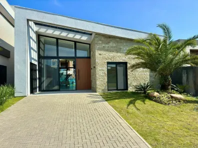 Casa de Condomínio com 4 Quartos à venda, 168m² no XANGRI-LÁ, Xangri-lá