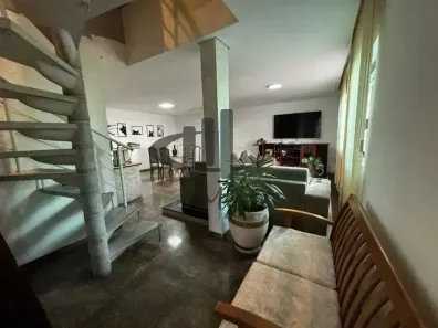 Sobrado com 5 Quartos à venda, 218m² no Jardim São Caetano, São Caetano do Sul