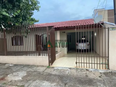 Casa com 2 Quartos à venda, 132m² no Coliseu, Londrina