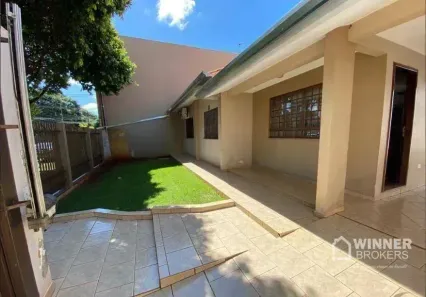 Casa com 4 Quartos à venda, 231m² no Centro, Campo Mourão