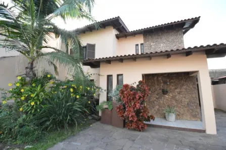 Casa com 7 Quartos à venda, 369m² no Fátima, Canoas