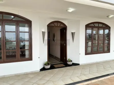 Casa de Condomínio com 5 Quartos à venda, 700m² no Charitas, Niterói