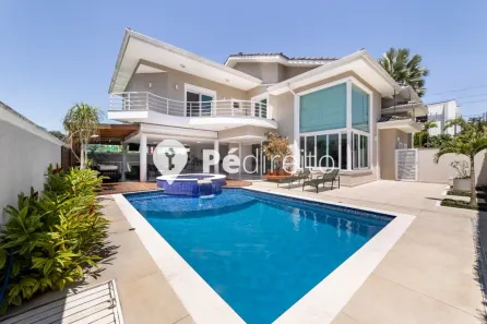 Casa de Condomínio com 4 Quartos à venda, 600m² no Parque Residencial Itapeti, Mogi das Cruzes
