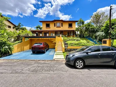Casa de Condomínio com 3 Quartos à venda, 240m² no Jardim do Golf I, Jandira