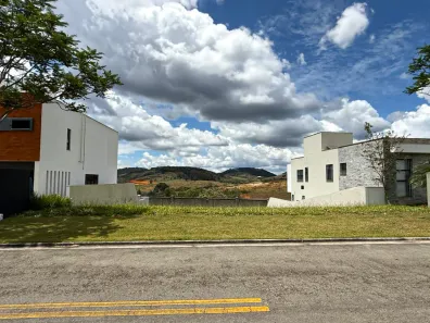 Lote/Terreno à venda, 472m² no São Pedro, Juiz de Fora