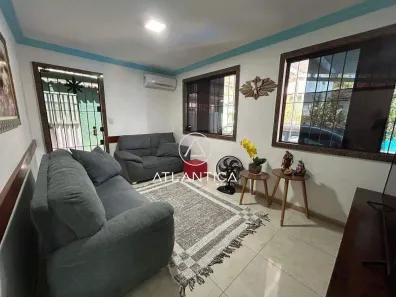 Casa com 3 Quartos à venda, 220m² no Jardim Santo Antônio, Macaé