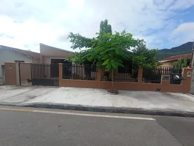 Casa com 3 Quartos para alugar, 144m² no João Pessoa, Jaraguá do Sul