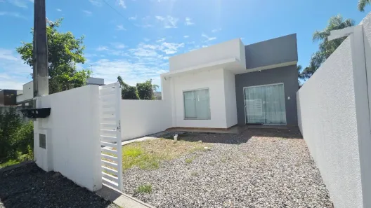 Casa com 3 Quartos à venda, 70m² no Barra do Saí, Itapoá