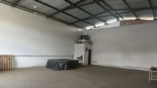 Galpão/Depósito/Armazém para alugar, 180m² no Adeodato, Santa Luzia
