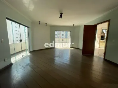 Cobertura com 4 Quartos para alugar, 262m² no Vila Bastos, Santo André