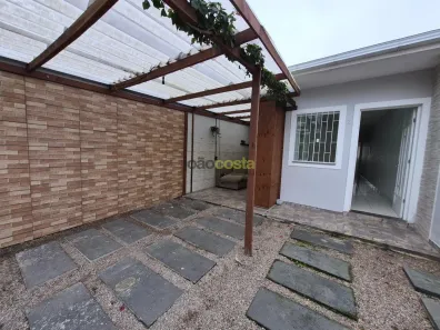 Casa com 2 Quartos para alugar, 77m² no Bela Vista, Palhoça