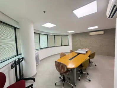 Sala Comercial para venda ou aluguel, 41m² no Santo Amaro, São Paulo