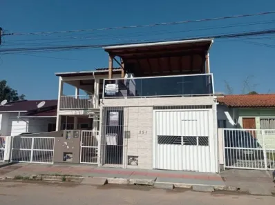 Sobrado com 3 Quartos à venda, 150m² no Bela Vista, Palhoça