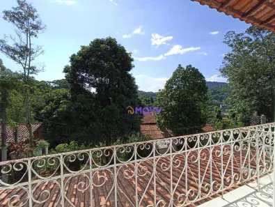 Casa de Condomínio com 4 Quartos à venda, 230m² no Baldeador, Niterói