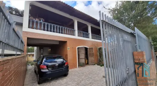 Casa com 5 Quartos à venda, 280m² no São Lourenço, Curitiba