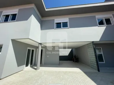 Sobrado com 3 Quartos à venda, 162m² no Córrego Grande, Florianópolis