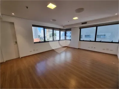 Sala Comercial para alugar, 45m² no Vila Nova Conceição, São Paulo