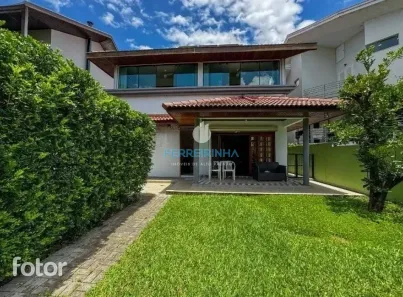 Casa com 3 Quartos à venda, 256m² no Urbanova, São José dos Campos