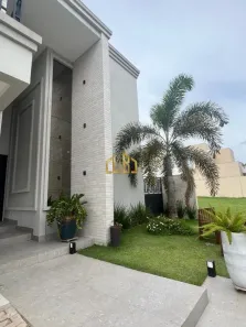 Sobrado com 3 Quartos à venda, 350m² no Jardim Itália, Cuiabá