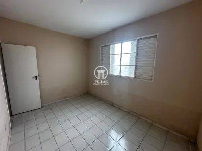 Casa com 2 Quartos para alugar, 120m² no Sagrada Família, Montes Claros